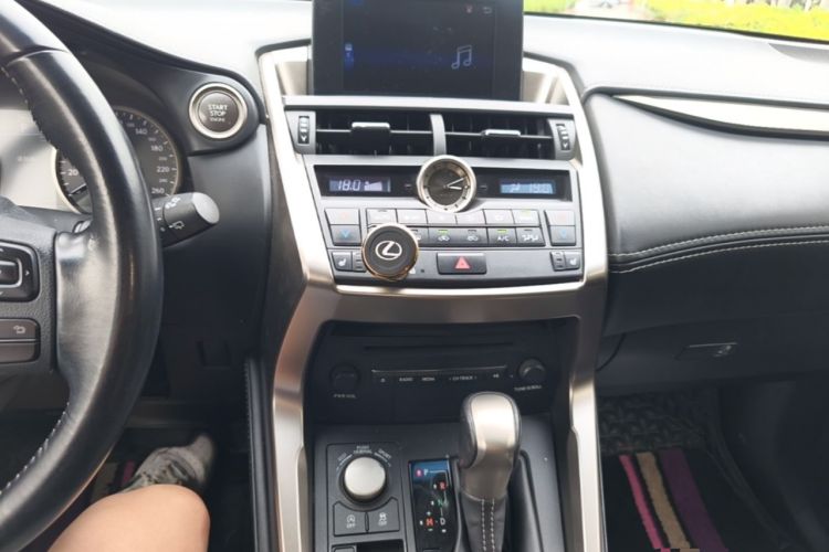 Used Lexus NX 2016 200 All-Wheel Drive FENGSHANG Version Audio And AC Panel