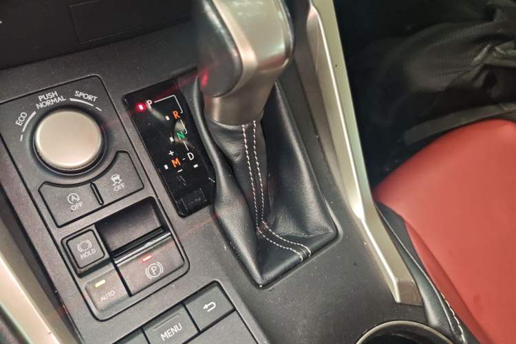 Used Lexus NX 2016 200 All-Wheel Drive FENGSHANG Version Gear Lever