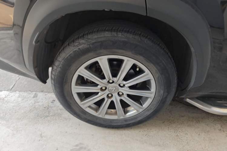 Used Lexus NX 2016 200 All-Wheel Drive FENGSHANG Version Right Rear Wheel Hub