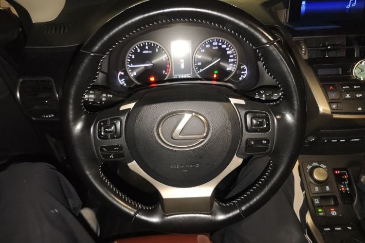 Used Lexus NX 2016 200 All-Wheel Drive FENGSHANG Version Steering Wheel