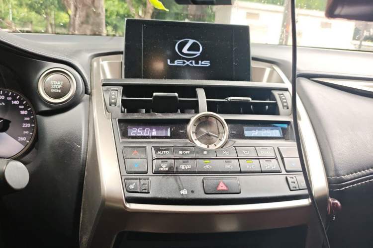 Used Lexus NX 2016 200 All-Wheel Drive FENGSHANG Version Audio And AC Panel