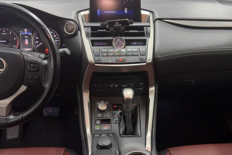 Used Lexus NX 2016 200 All-Wheel Drive FENGSHANG Version Audio And AC Panel