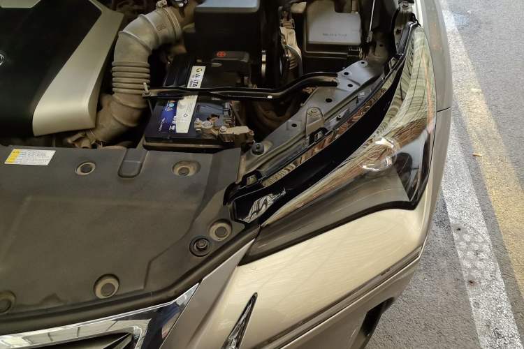 Used Lexus NX 2016 200 All-Wheel Drive FENGSHANG Version Engine Bay Left