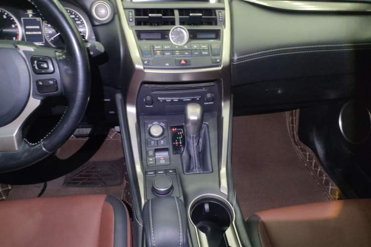 Used Lexus NX 2016 200 All-Wheel Drive FENGSHANG Version Gear Lever