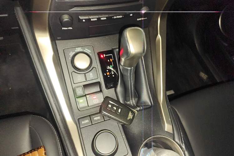 Used Lexus NX 2016 200 All-Wheel Drive FENGSHANG Version Gear Lever