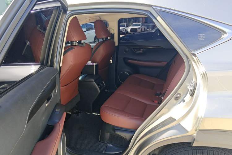 Used Lexus NX 2016 200 All-Wheel Drive FENGSHANG Version Left Rear Seat
