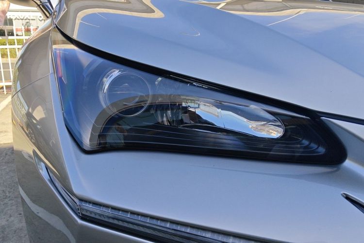 Used Lexus NX 2016 200 All-Wheel Drive FENGSHANG Version Right Front Headlight