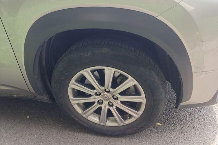 Used Lexus NX 2016 200 All-Wheel Drive FENGSHANG Version Right Front Wheel Hub