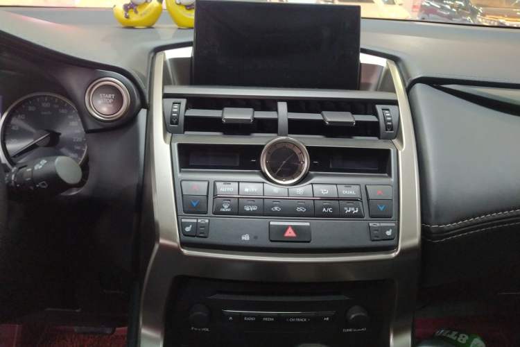 Used Lexus NX 2016 200 All-Wheel Drive FENGSHANG Version Audio And AC Panel