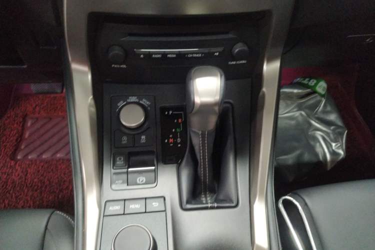 Used Lexus NX 2016 200 All-Wheel Drive FENGSHANG Version Gear Lever