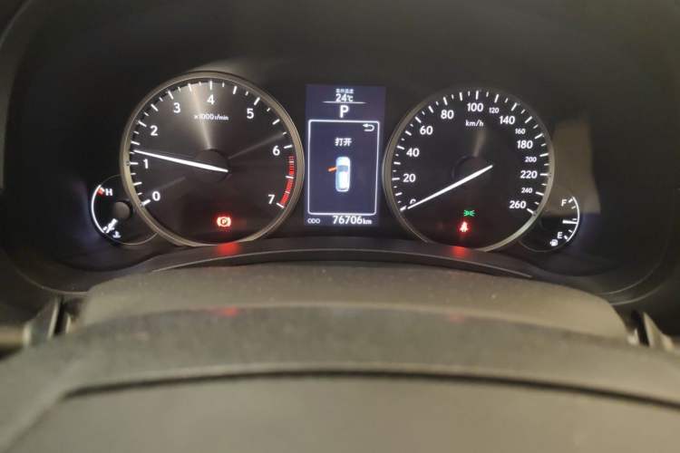 Used Lexus NX 2016 200 All-Wheel Drive FENGSHANG Version Odometer Close Up