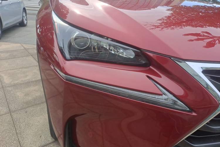 Used Lexus NX 2016 200 All-Wheel Drive FENGSHANG Version Right Front Headlight