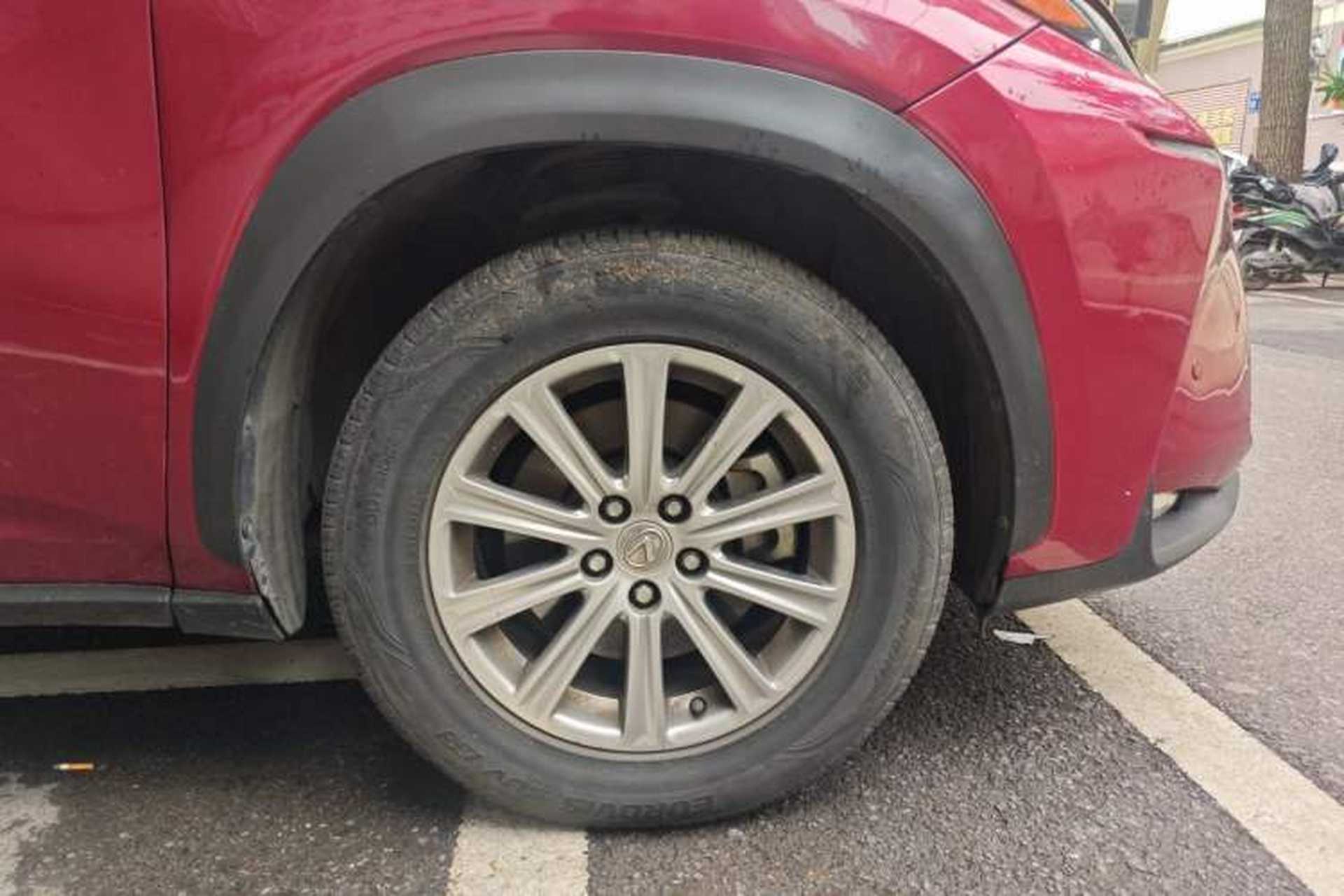 Used Lexus NX 2016 200 All-Wheel Drive FENGSHANG Version Right Front Wheel Hub