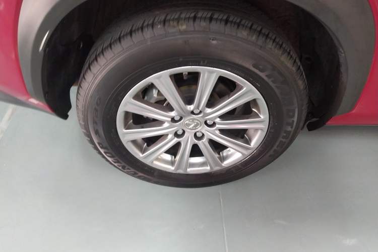 Used Lexus NX 2016 200 All-Wheel Drive FENGSHANG Version Right Rear Wheel Hub