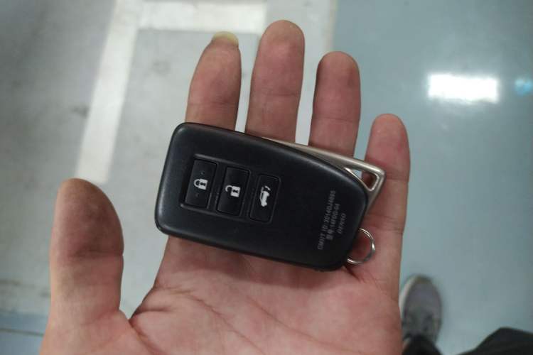 Used Lexus NX 2016 200 All-Wheel Drive FENGSHANG Version Vehicle Key