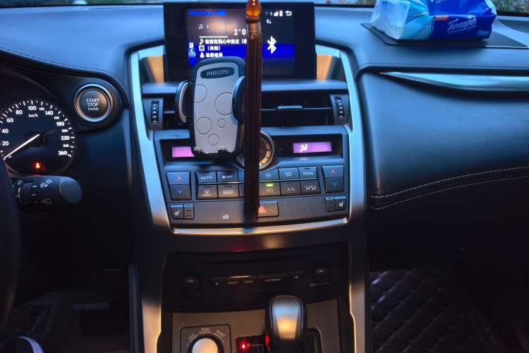 Used Lexus NX 2016 200 All-Wheel Drive FENGSHANG Version Audio And AC Panel