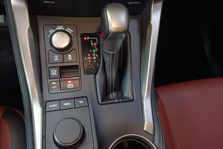 Used Lexus NX 2016 200 All-Wheel Drive FENGSHANG Version Gear Lever