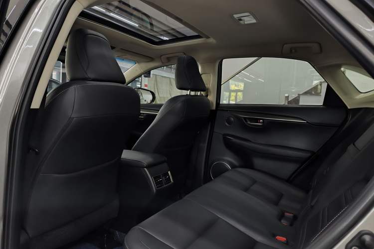 Used Lexus NX 2016 200 All-Wheel Drive FENGSHANG Version Interior 6