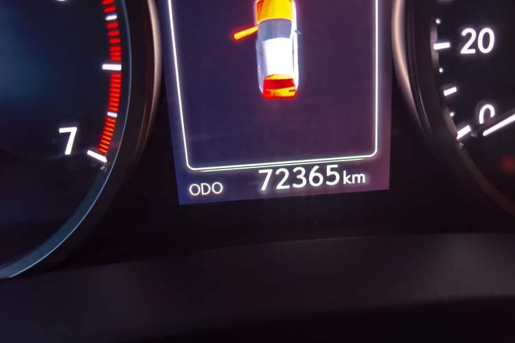 Used Lexus NX 2016 200 All-Wheel Drive FENGSHANG Version Odometer Close Up
