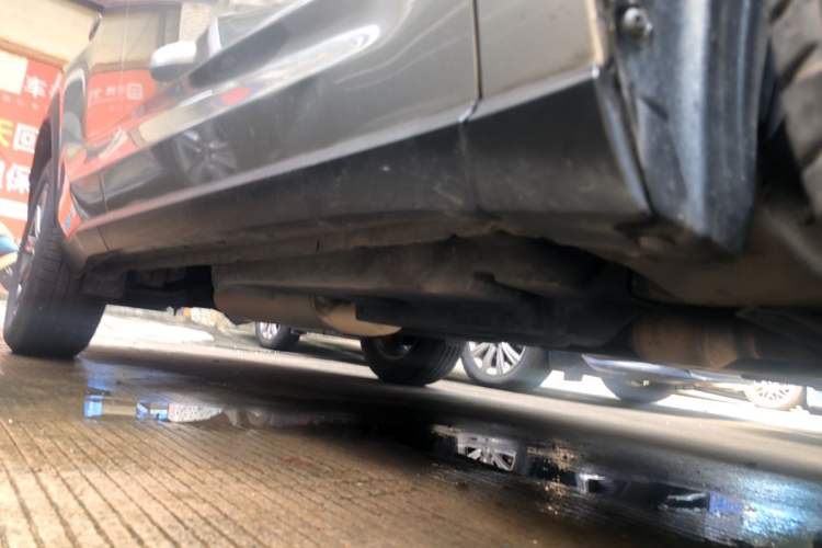Used Lexus NX 2016 200 All-Wheel Drive FENGSHANG Version Right Side Sill