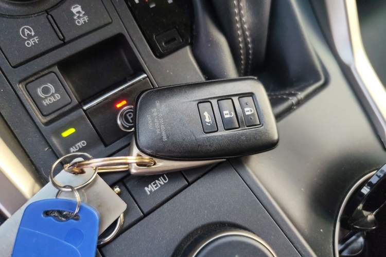 Used Lexus NX 2016 200 All-Wheel Drive FENGSHANG Version Vehicle Key
