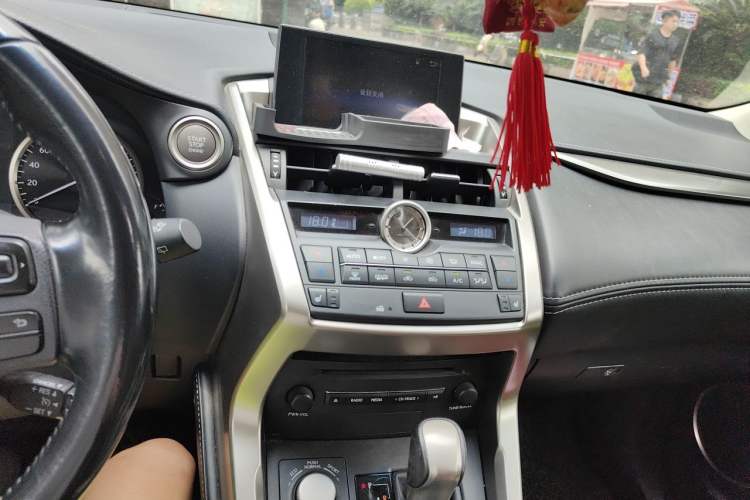 Used Lexus NX 2016 200 All-Wheel Drive FENGSHANG Version Audio And AC Panel