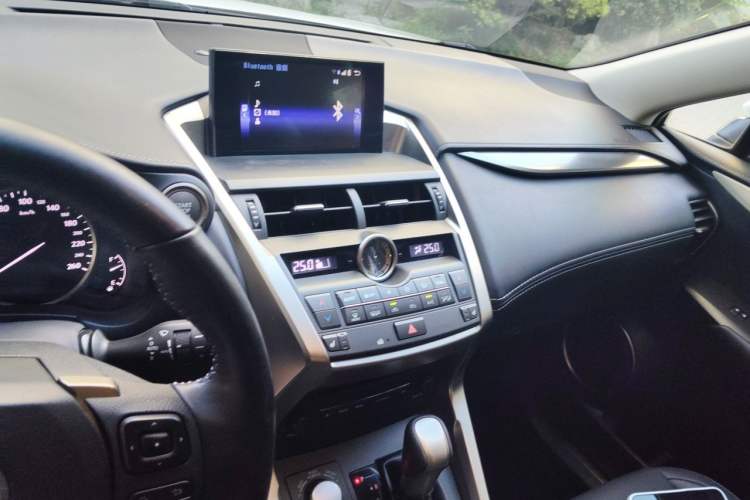 Used Lexus NX 2016 200 All-Wheel Drive FENGSHANG Version Audio And AC Panel