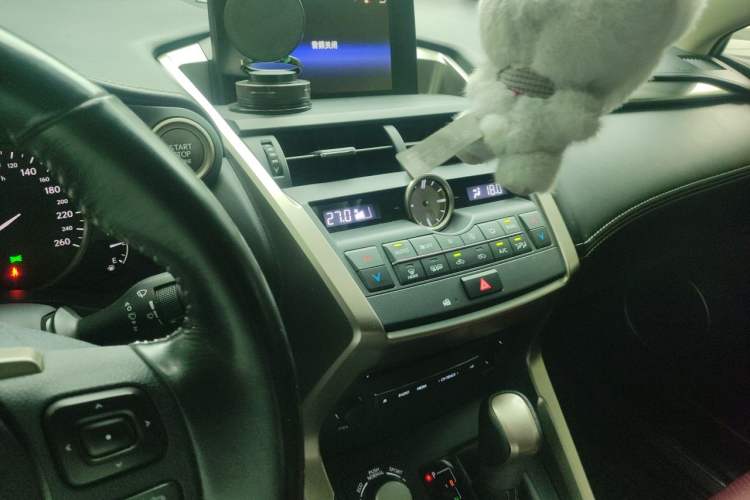 Used Lexus NX 2016 200 Special Limited Edition Audio And AC Panel