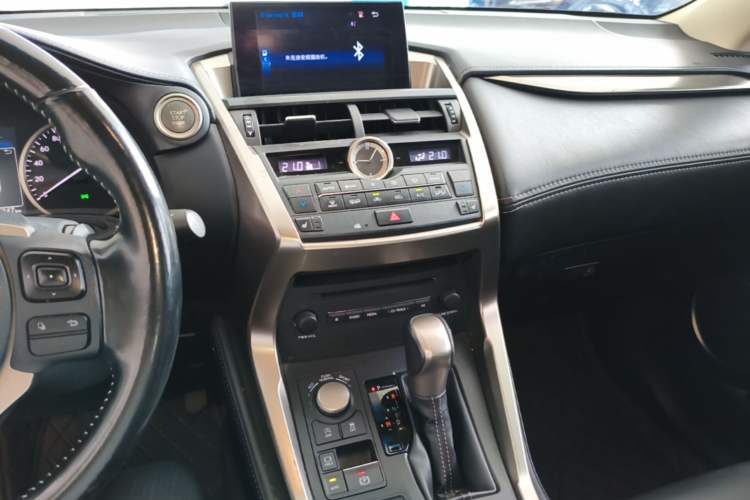 Used Lexus NX 2016 200 All-Wheel Drive FENGSHANG Version Audio And AC Panel