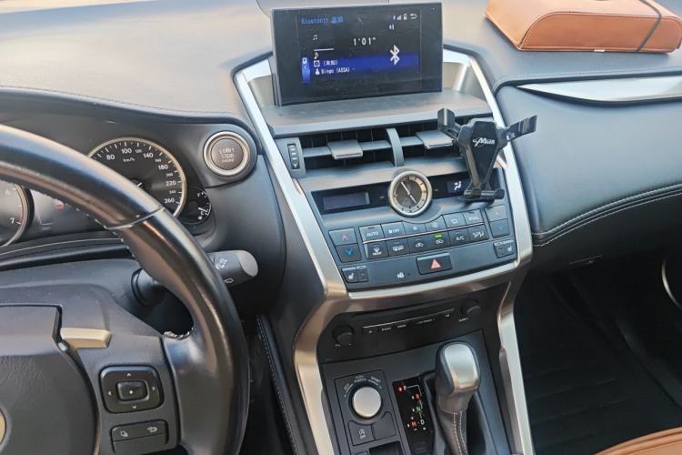 Used Lexus NX 2016 200 All-Wheel Drive FENGSHANG Version Audio And AC Panel