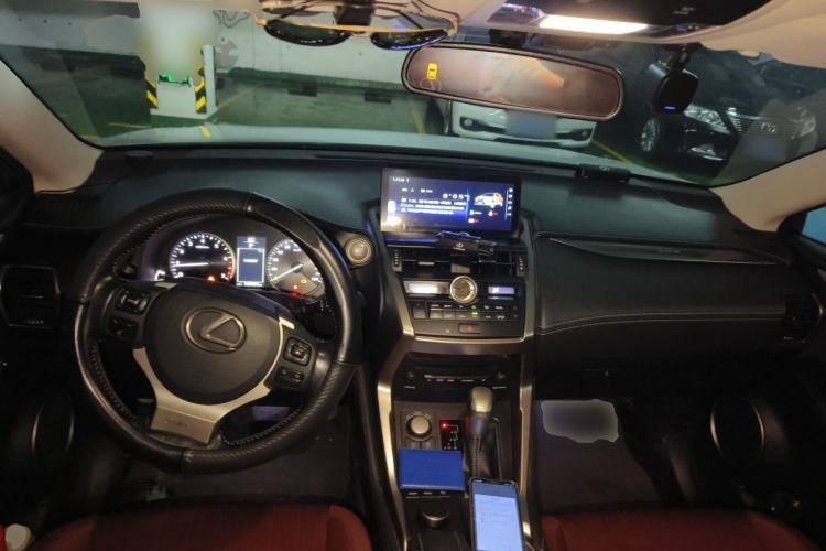 Used Lexus NX 2016 200 Special Limited Edition Center Console