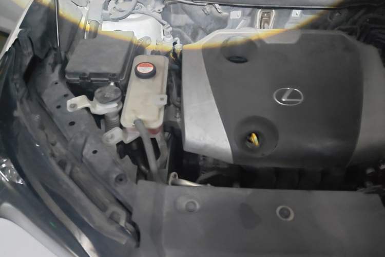 Used Lexus NX 2016 200 All-Wheel Drive FENGSHANG Version Engine Bay Right