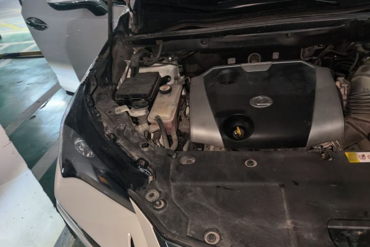 Used Lexus NX 2016 200 All-Wheel Drive FENGSHANG Version Engine Bay Right