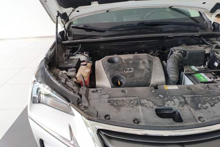 Used Lexus NX 2016 200 All-Wheel Drive FENGSHANG Version Engine Bay Right