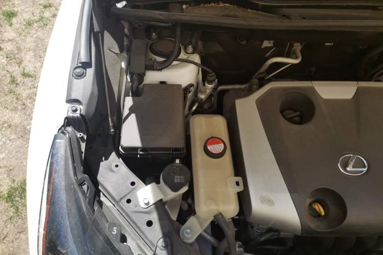 Used Lexus NX 2016 200 All-Wheel Drive FENGSHANG Version Engine Bay Right
