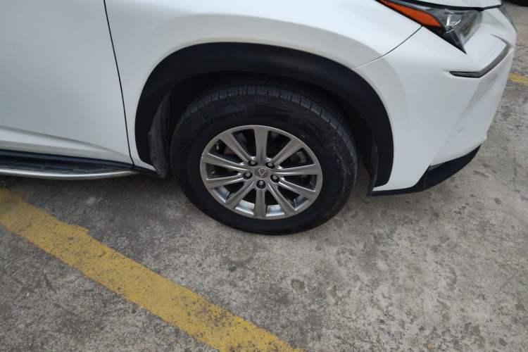 Used Lexus NX 2016 200 All-Wheel Drive FENGSHANG Version Exterior 7