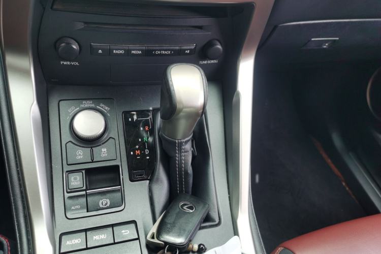 Used Lexus NX 2016 200 All-Wheel Drive FENGSHANG Version Gear Lever