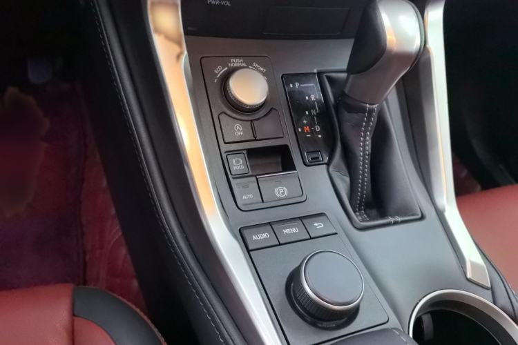 Used Lexus NX 2016 200 All-Wheel Drive FENGSHANG Version Gear Lever