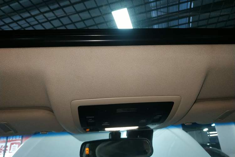 Used Lexus NX 2016 200 All-Wheel Drive FENGSHANG Version Headliner