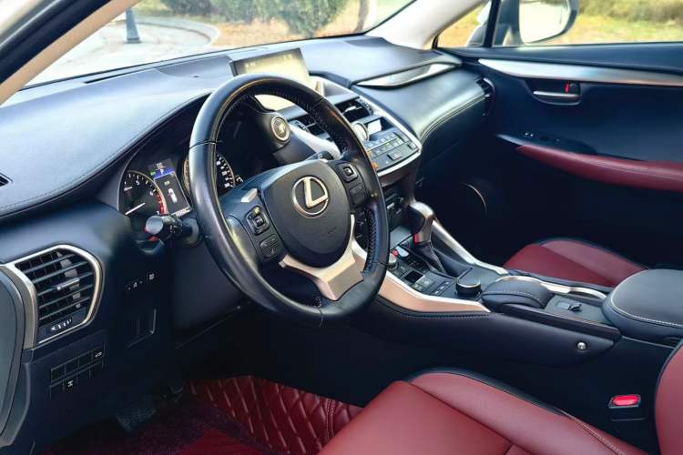 Used Lexus NX 2016 200 All-Wheel Drive FENGSHANG Version Interior 2