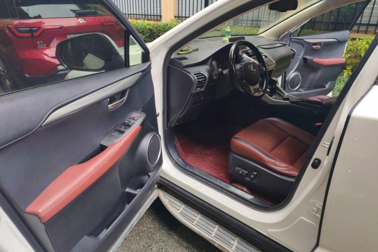 Used Lexus NX 2016 200 All-Wheel Drive FENGSHANG Version Interior 3