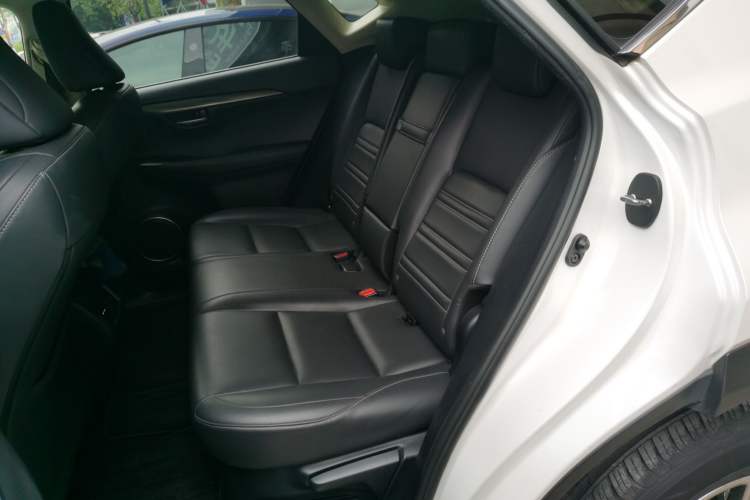 Used Lexus NX 2016 200 All-Wheel Drive FENGSHANG Version Left Rear Seat