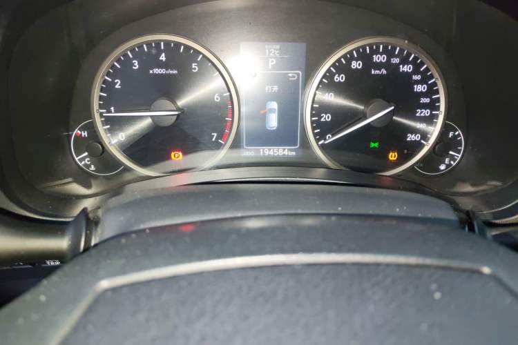 Used Lexus NX 2016 200 All-Wheel Drive FENGSHANG Version Odometer Close Up