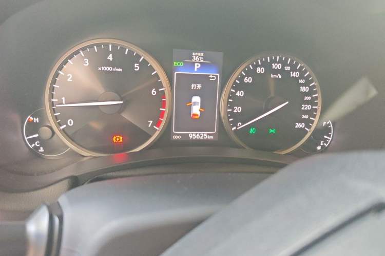 Used Lexus NX 2016 200 All-Wheel Drive FENGSHANG Version Odometer Close Up