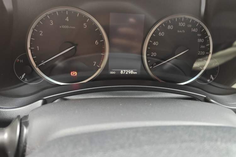 Used Lexus NX 2016 200 All-Wheel Drive FENGSHANG Version Odometer Close Up