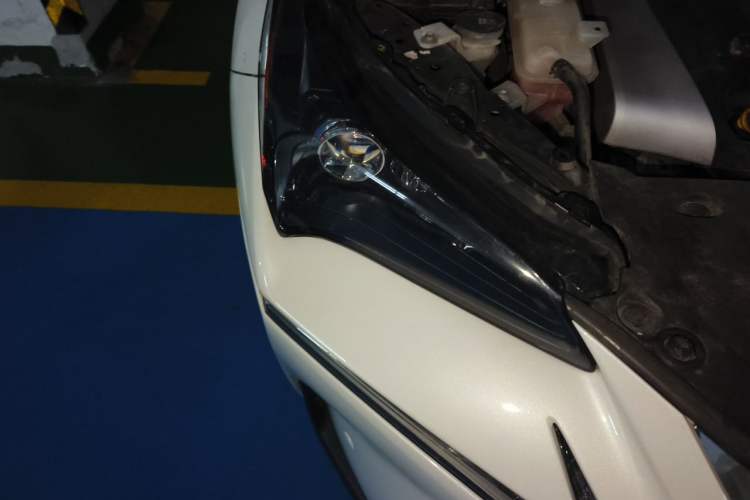 Used Lexus NX 2016 200 Special Limited Edition Right Front Headlight