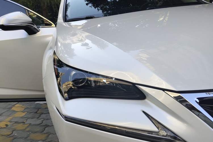 Used Lexus NX 2016 200 All-Wheel Drive FENGSHANG Version Right Front Headlight