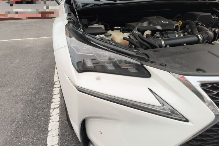 Used Lexus NX 2016 200t All-Wheel-Drive F SPORT Right Front Headlight