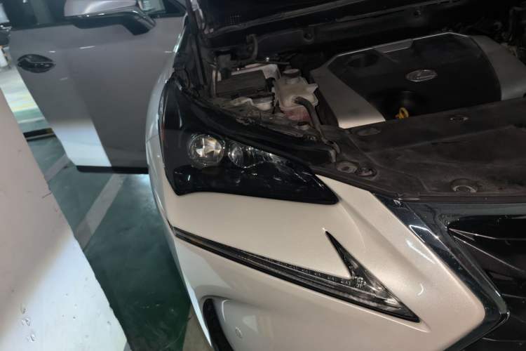 Used Lexus NX 2016 200 All-Wheel Drive FENGSHANG Version Right Front Headlight