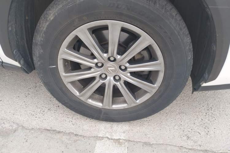 Used Lexus NX 2016 200 All-Wheel Drive FENGSHANG Version Right Front Wheel Hub